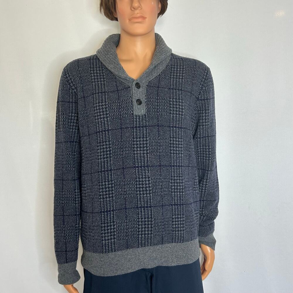 Tommy Hilfiger Men’s Large Lambswool Blend Plaid Shawl Collar Sweater Gray